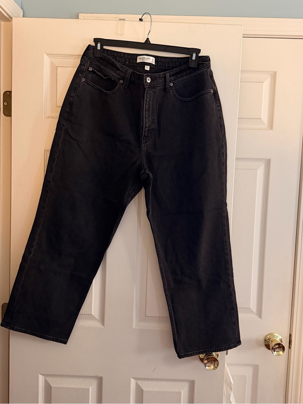 Abercrombie & Fitch Black Relaxed Straight-Leg Jeans